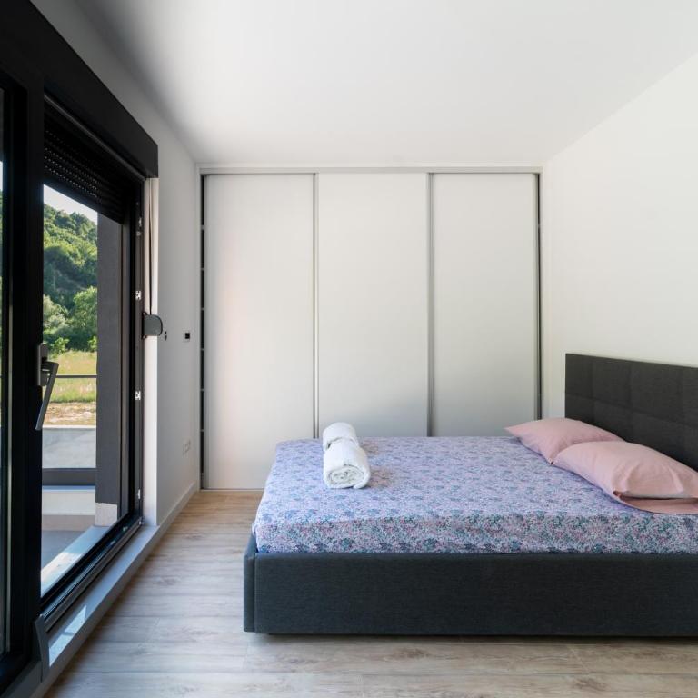 Bunica Spring Villa - Villa - 50