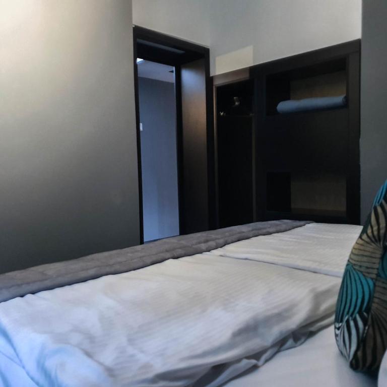 Hotel Falkenturm - Apartamento de 3 dormitorios - 11