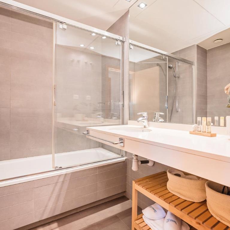 Sweett - Jardinets - Two-Bedroom Apartment - 3
