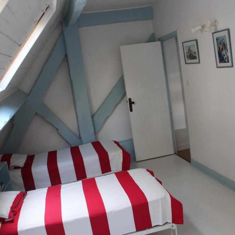 Chambres d'hôtes les Marronniers - Chambre Lits Jumeaux avec Salle de Bains - 3