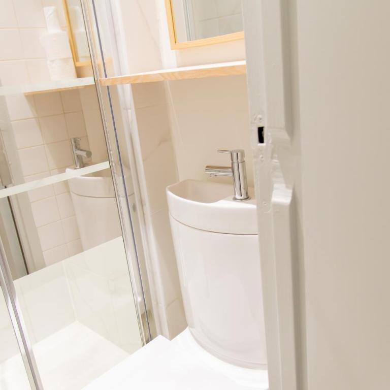 Le PETIT AVIGNONNAIS - COCOON - INTRAMUROS - CENTER - Standard Apartment - 15