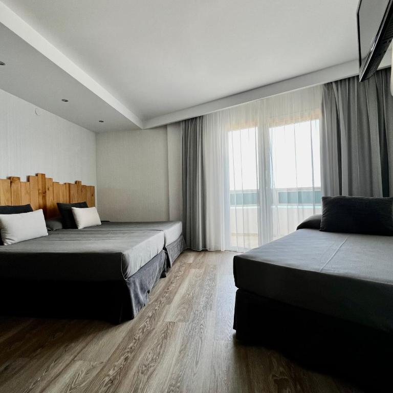 Hotel Hey Peñíscola - Habitación Triple - 1