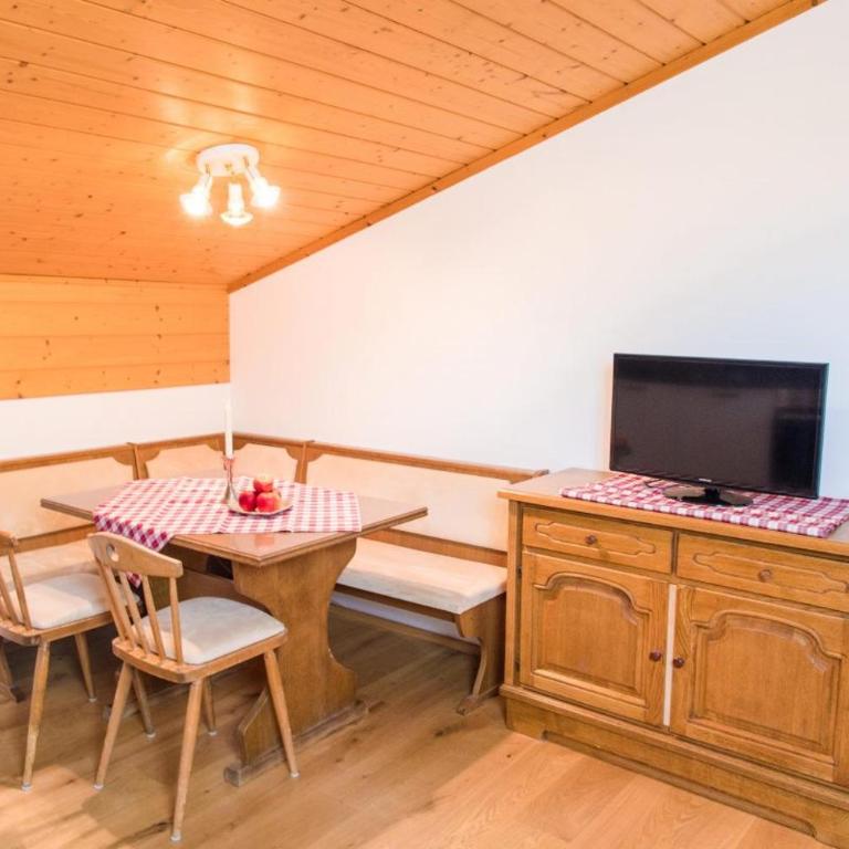 Pension Walchauhof - One-Bedroom Apartment - 8