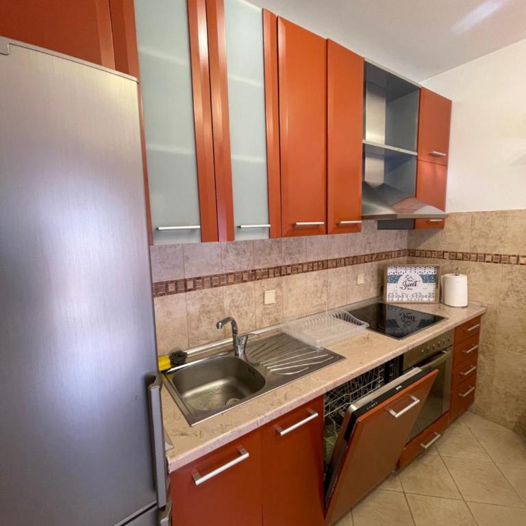 Aquarium Apartment Kotor - Two-Bedroom Apartment - 8