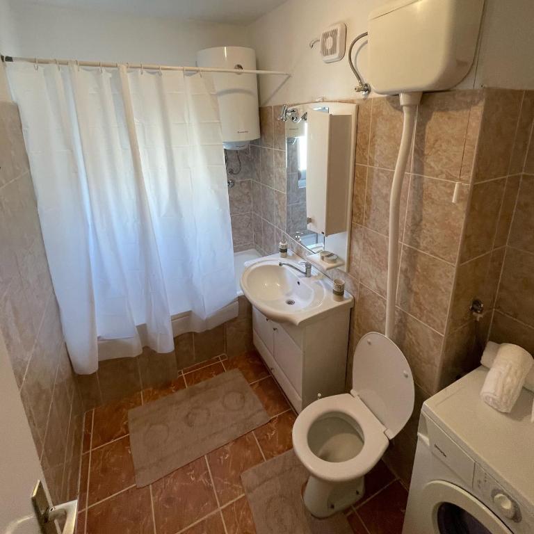 Aquarium Apartment Kotor - Two-Bedroom Apartment - 24