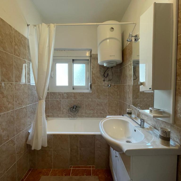 Aquarium Apartment Kotor - Two-Bedroom Apartment - 26