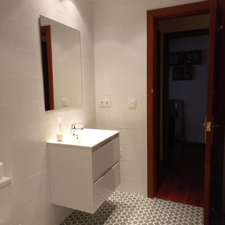 Apartamento Catalina, céntrico, tranquilo y luminoso - One-Bedroom Apartment - 5