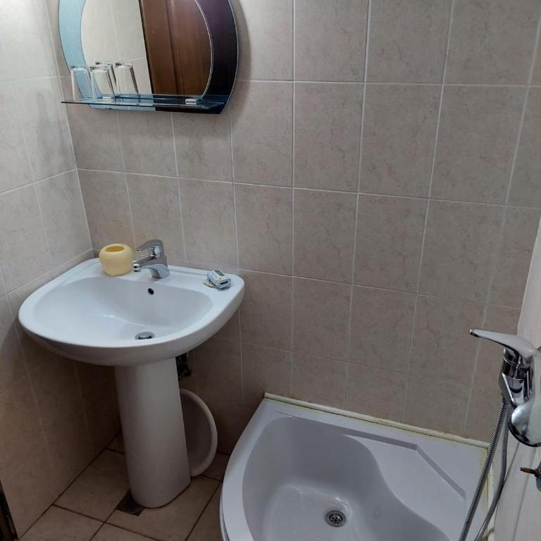 Renome - Studio-Apartment - 2