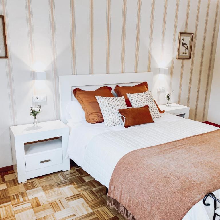 BELLA KALMA, acogedora casa con parking, jardin y wifi - Three-Bedroom House - 24