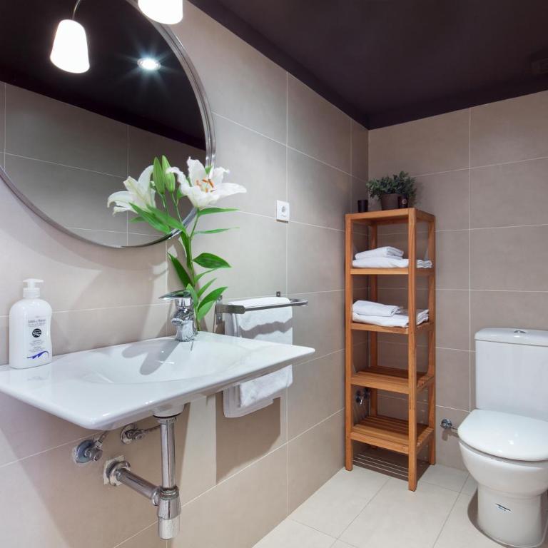 Inside Barcelona Apartments Sants - Apartamento de 3 dormitorios con 2 baños - 27