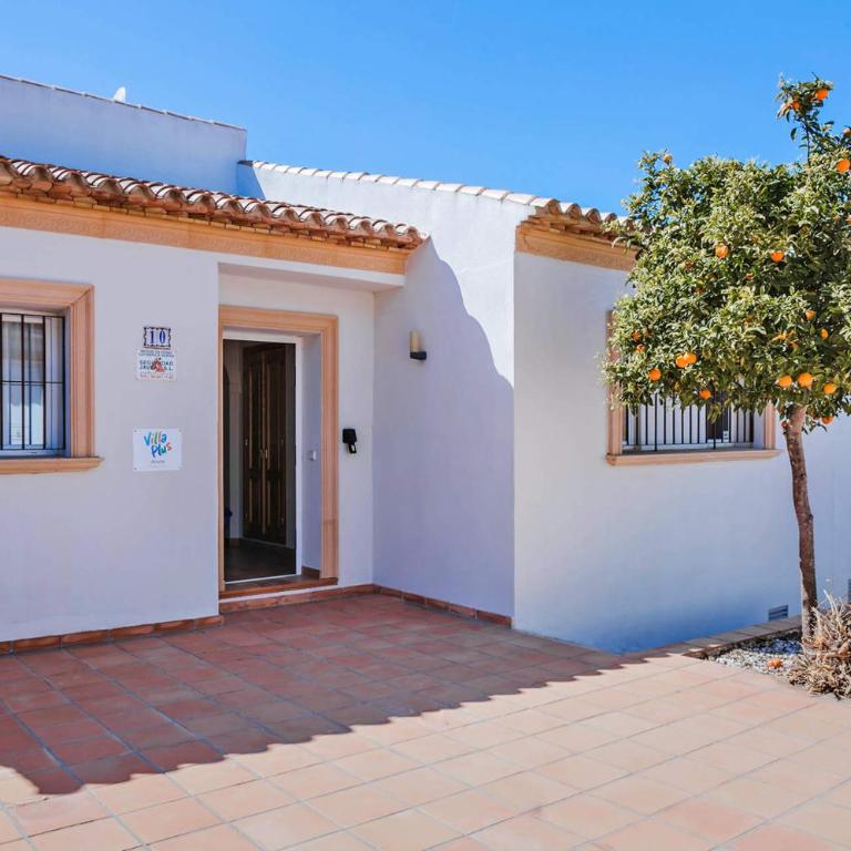 Villa Aneto by Villa Plus - Villa - 14