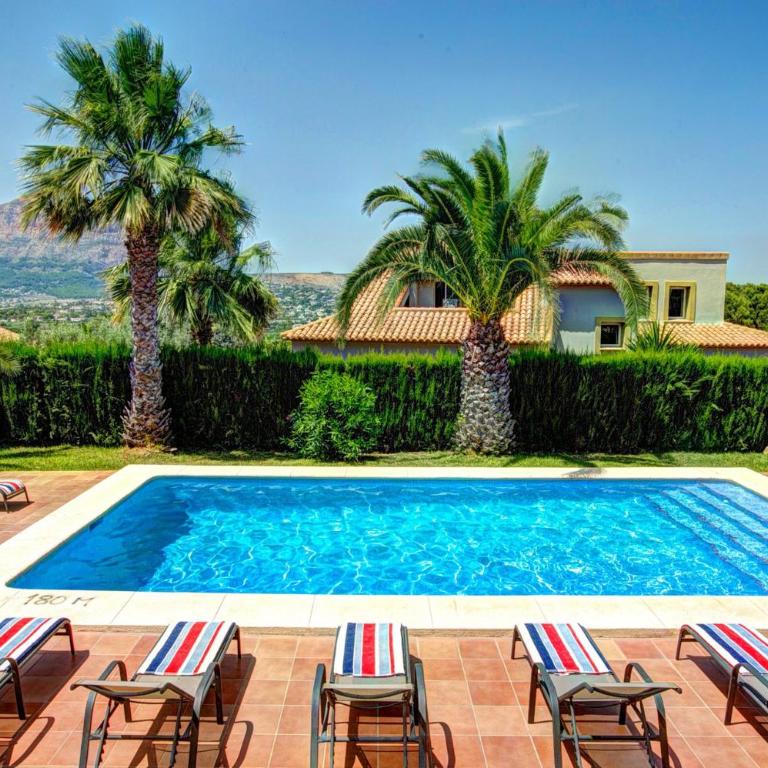 Villa Cabriel by Villa Plus - Villa - 4