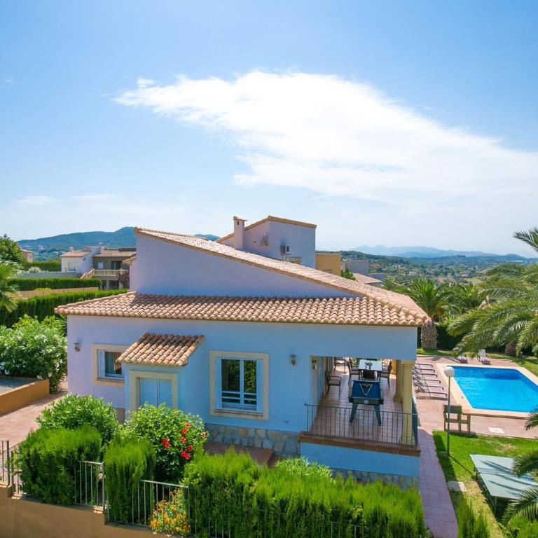 Villa Cabriel by Villa Plus - Villa - 24