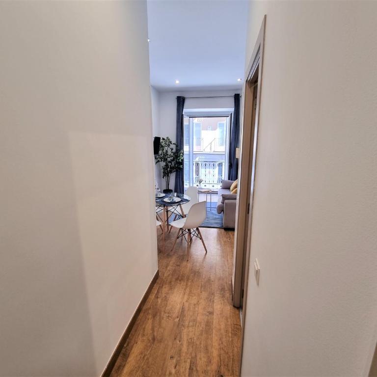 APARTAMENTOS SAN ANDRES - One-Bedroom Apartment with Balcony - 2
