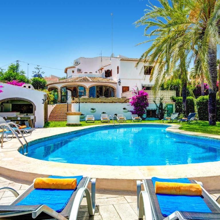Villa Cau by Villa Plus - Villa - 2