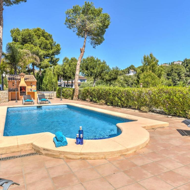 Villa Cambra by Villa Plus - Villa - 8