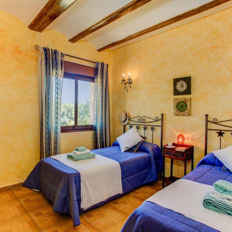 Villa Cambra by Villa Plus - Villa - 19
