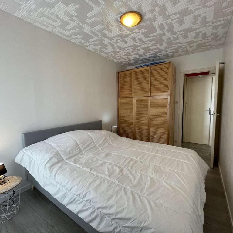 Appartement 2 pièces 4 pers, balcon, parking, plage à St-Hilaire-de-Riez - FR-1-224C-195 - Apartment - 8