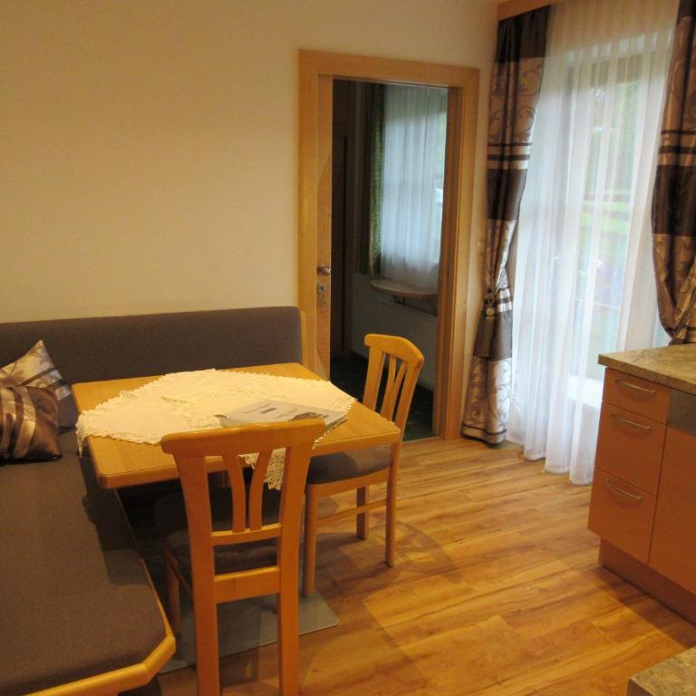 Landhaus Maurer - Apartment mit Terrasse - 3
