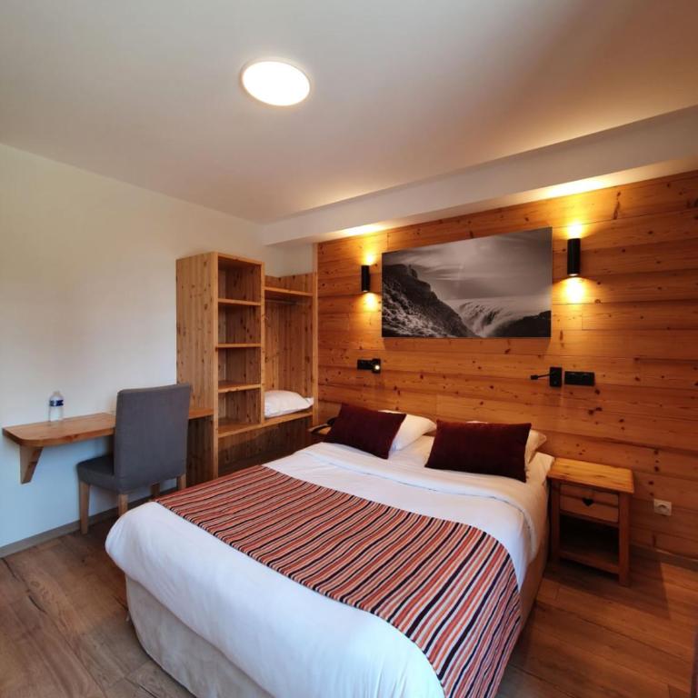Auberge De La Croix Perrin - Chambre Double Deluxe - 8