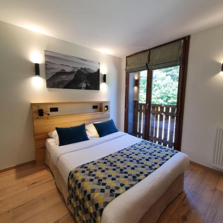 Auberge De La Croix Perrin - Chambre Double Deluxe - 7
