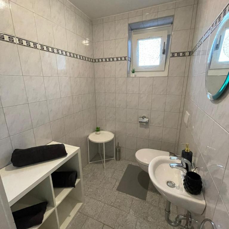 Pension Tulpe - Apartment mit 2 Schlafzimmern und Badezimmer - 11