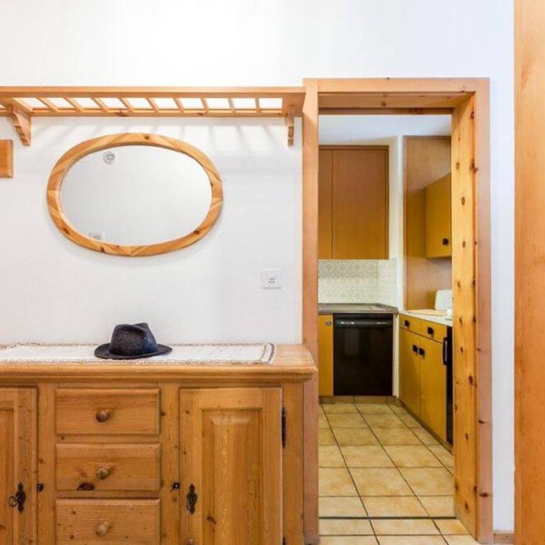 Direkt am See - Aussicht - Balkon - TG-Stellplatz - Apartamento de 1 dormitorio - 5