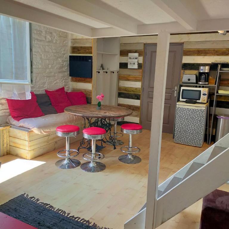 Au bord de l'eau à ConcarnOLoc - Studio Deluxe - 14