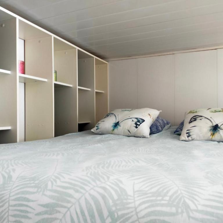 Au bord de l'eau à ConcarnOLoc - Studio Deluxe - 6