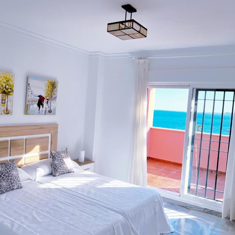 SUNNY HOUSE AT THE BEACH infinity pool shared - Casa de 4 dormitorios - 23