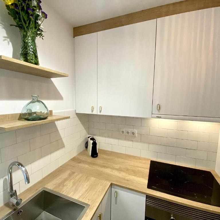Sants Montjuic Olympic View - Apartment - 6