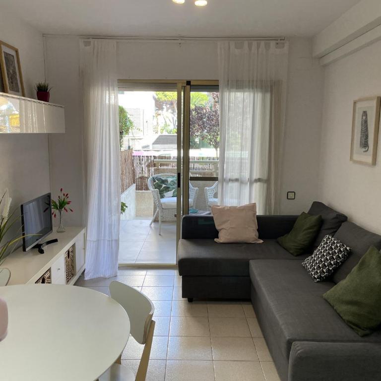 La Pineda Holiday Apartment by PriorityVillas - Apartment with Terrace - 6
