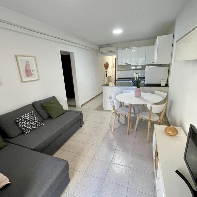 La Pineda Holiday Apartment by PriorityVillas - Apartment with Terrace - 8