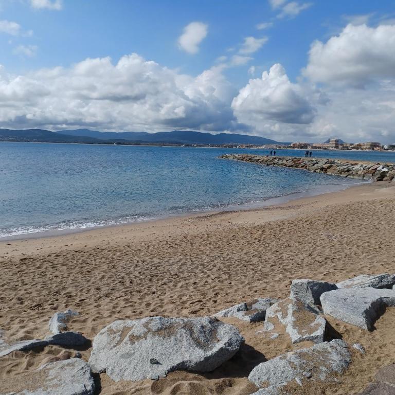 Appart cosy en bord de mer - port Santia Lucia St Raphaël - Appartamento con 1 Camera da Letto - 23