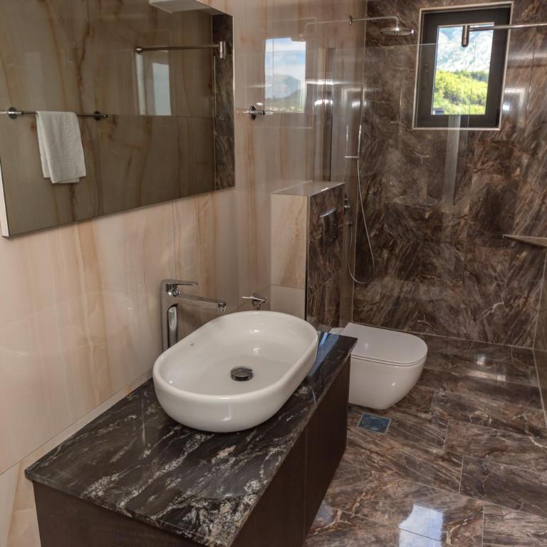 N Hotel - Studio sa Terasom - 3