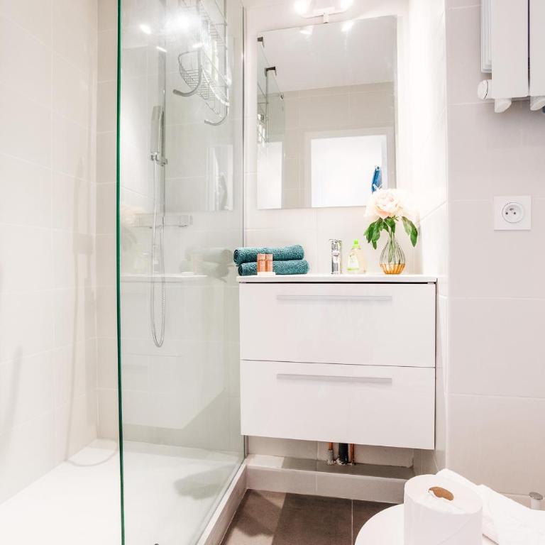 L'ANGE GARDIEN III AP4293 By Riviera Holiday Homes - Appartement 1 Chambre - 22