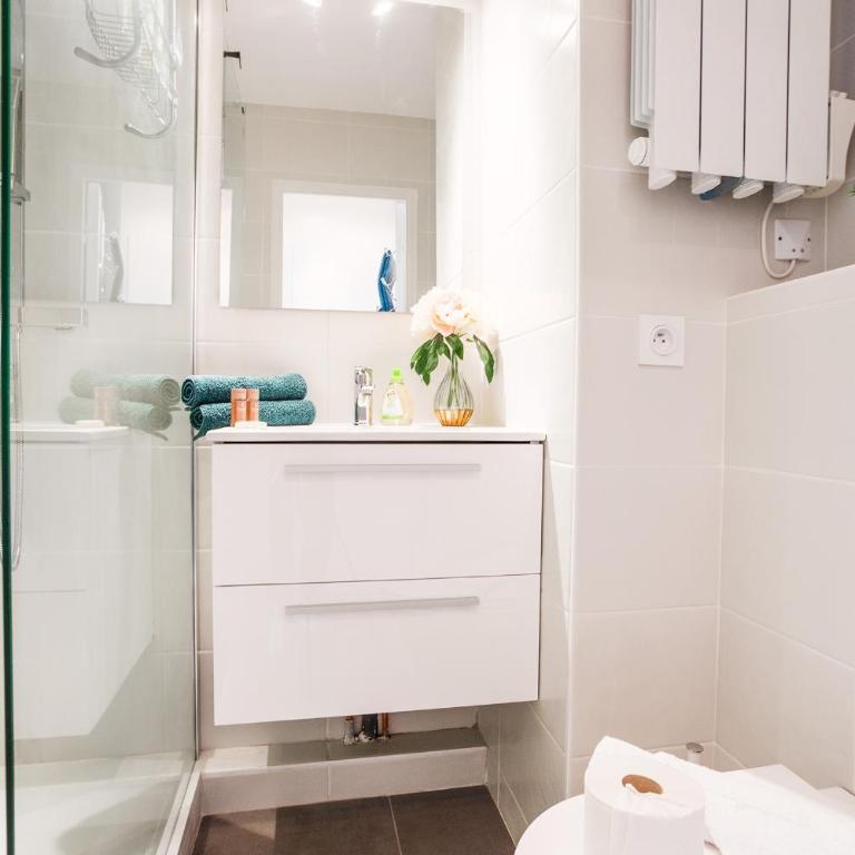 L'ANGE GARDIEN III AP4293 By Riviera Holiday Homes - Appartement 1 Chambre - 23