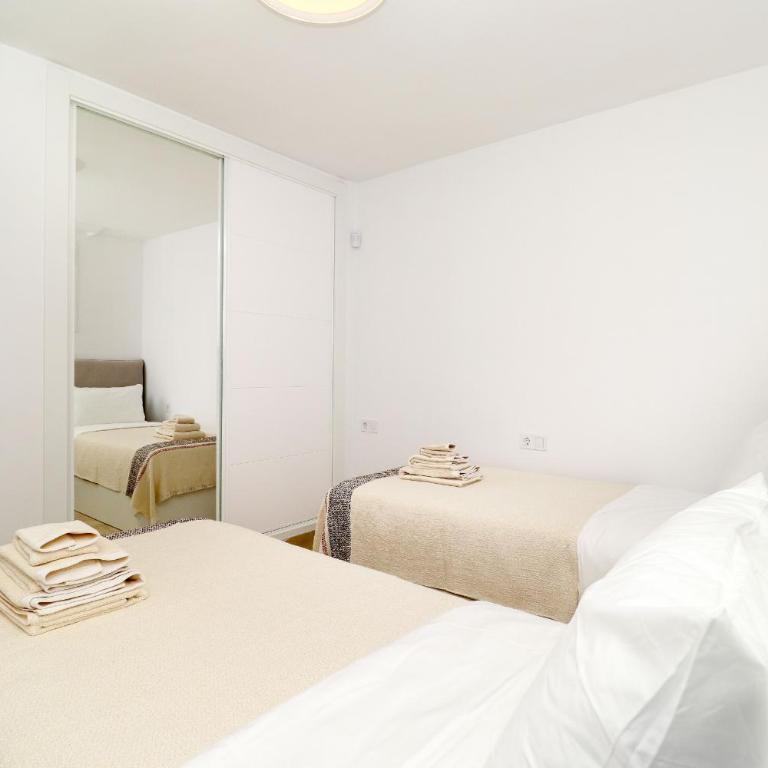 Playa Real Luxury Apartment - Apartment with Pool View - 18