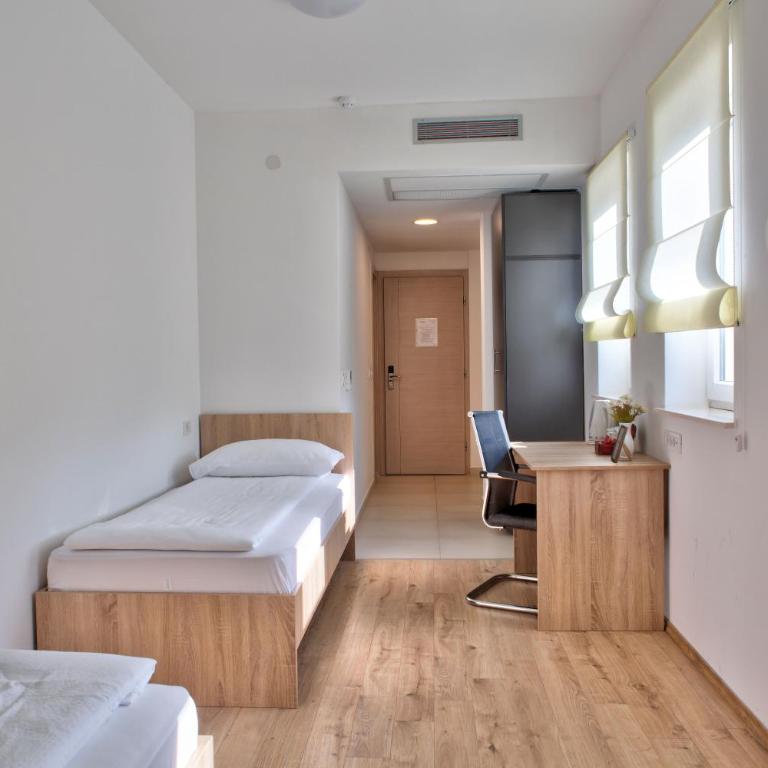 Hotel Dompes - Standard Twin Room - 3