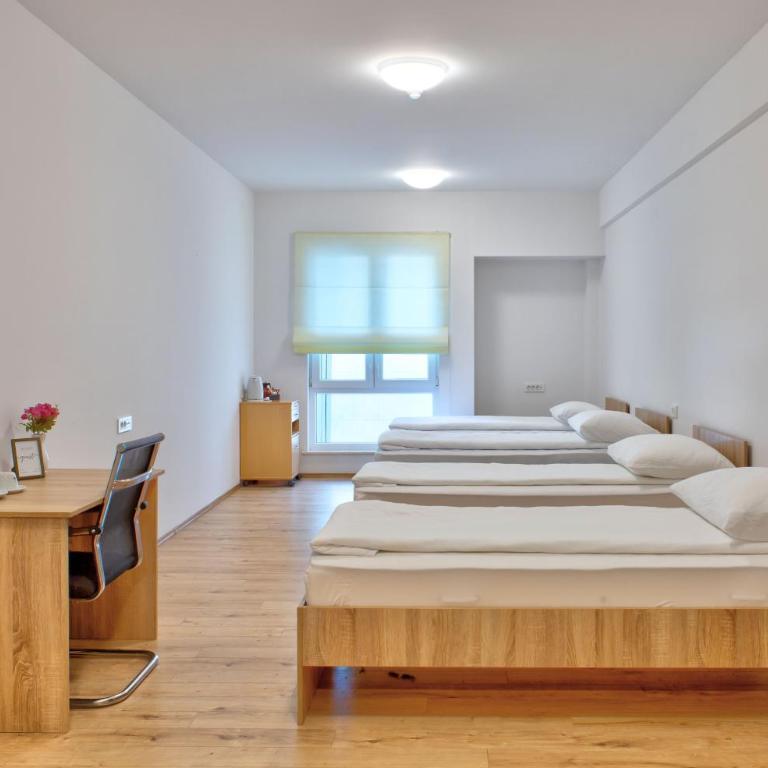 Hotel Dompes - Standard Quadruple Room - 3