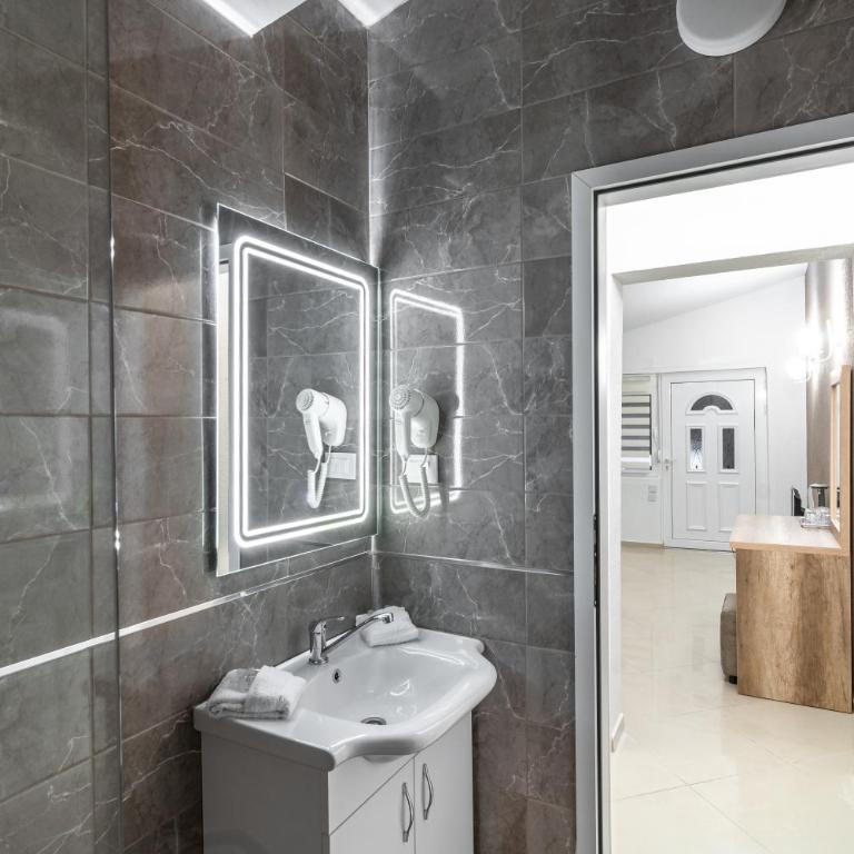 Apart-Hotel Prestige - Apartman sa 1 Spavaćom Sobom - 7