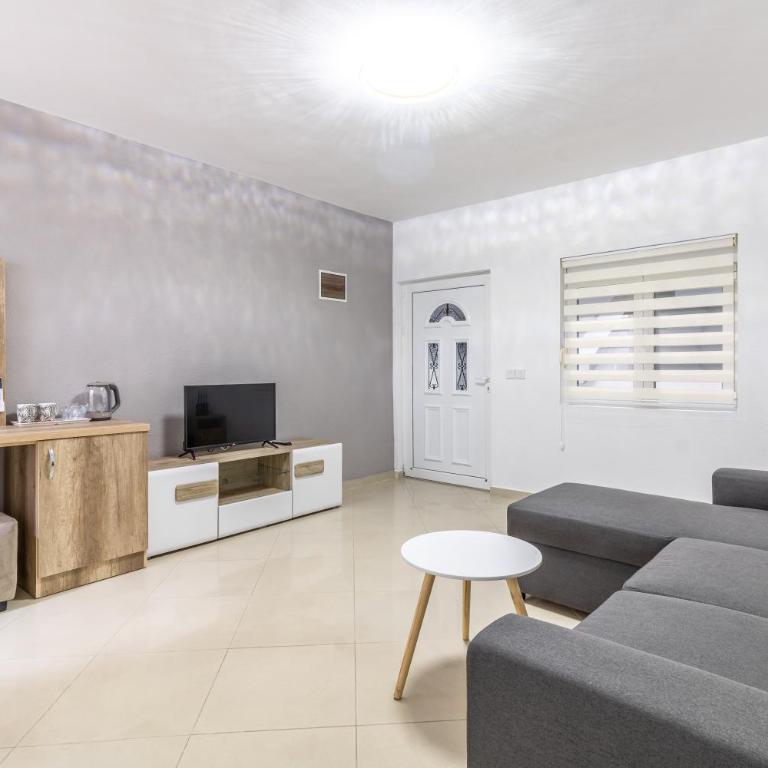 Apart-Hotel Prestige - Apartman sa 1 Spavaćom Sobom - 2