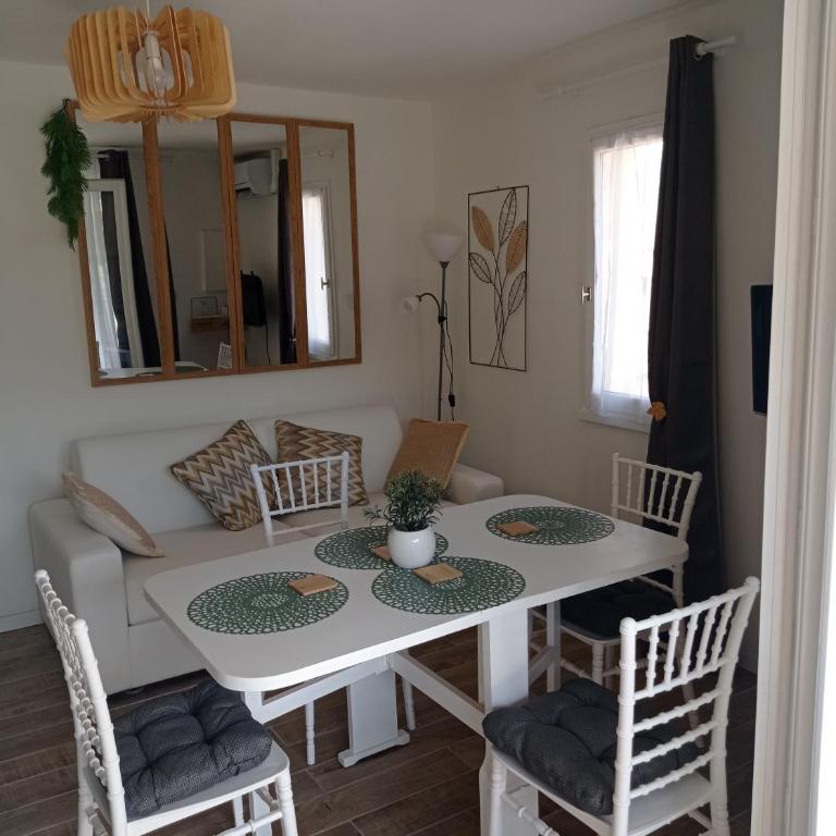 Appartement JADE dans résidence proche Tennis/ centre naturiste - Apartamento con terraza - 4