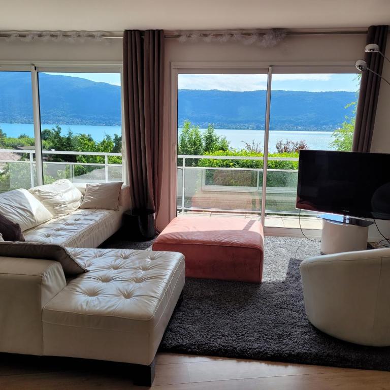 Sunshine Villa in front of Annecy Lake - Villa - Côté Plage - 8