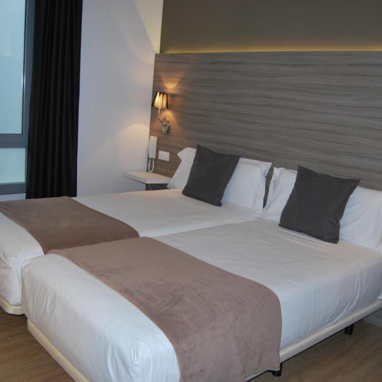Hotel BESTPRICE Diagonal - Deluxe Double or Twin Room - 3