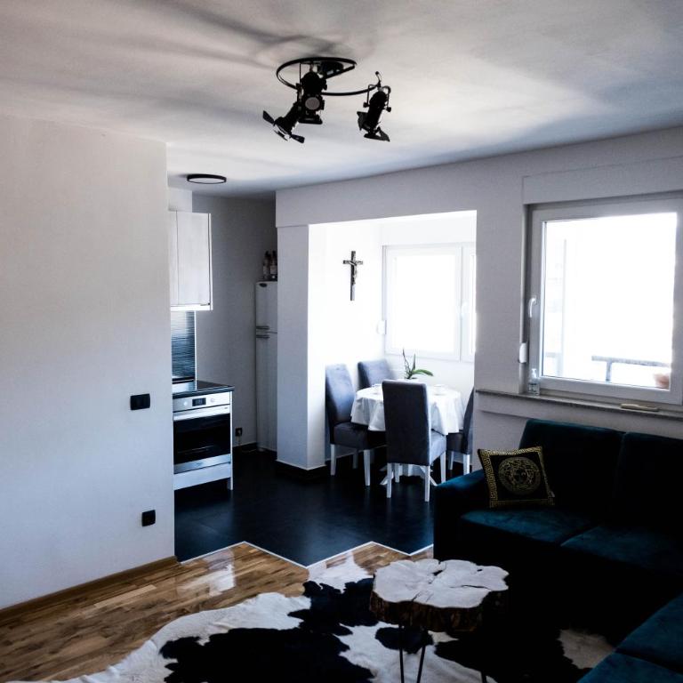 Stargazer's Haven - Two-Bedroom Apartment - 1