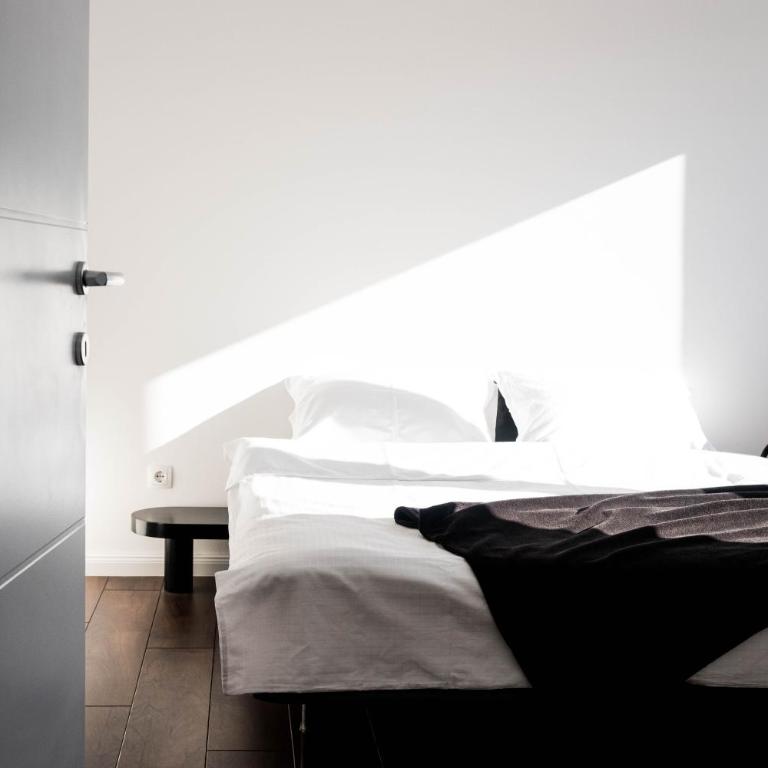 Stargazer's Haven - Two-Bedroom Apartment - 17