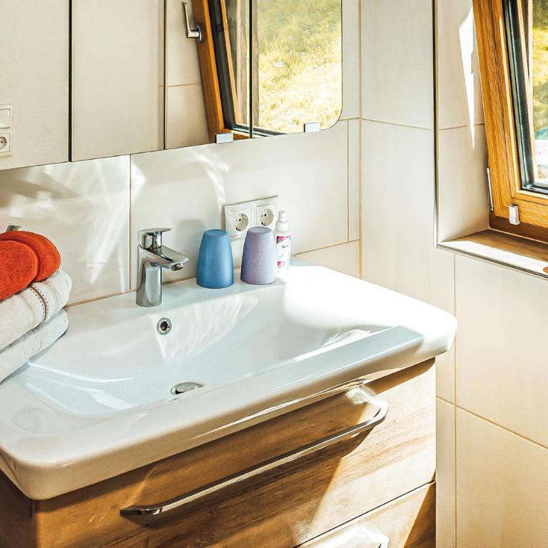 Schoenes Ferienhaus Zillertal - Ferienhaus mit 5 Schlafzimmern - 16