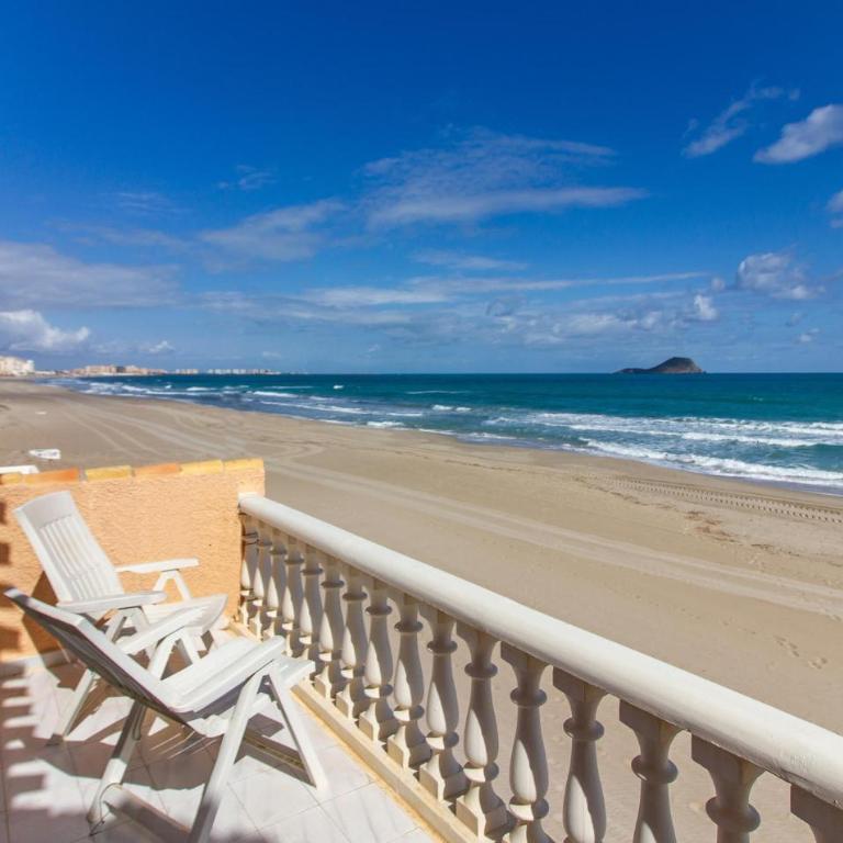 Amazing Home In Cartagena - Casa Vacacional de 3 dormitorios - 1