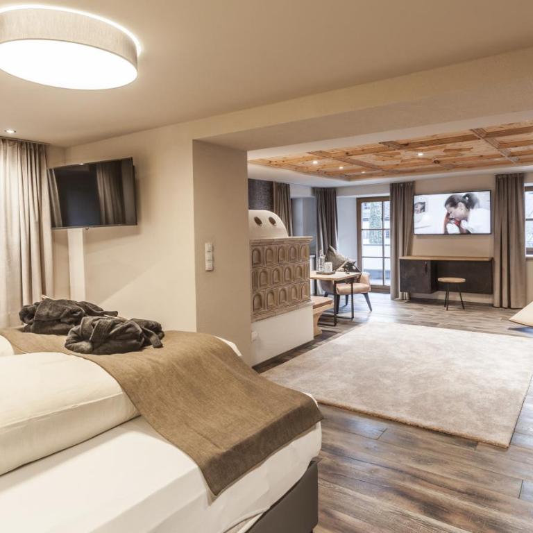 Hotel Stern - Deluxe Suite - 8